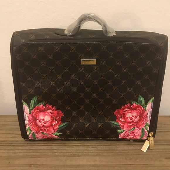 jouer ultimate makeup carrying case